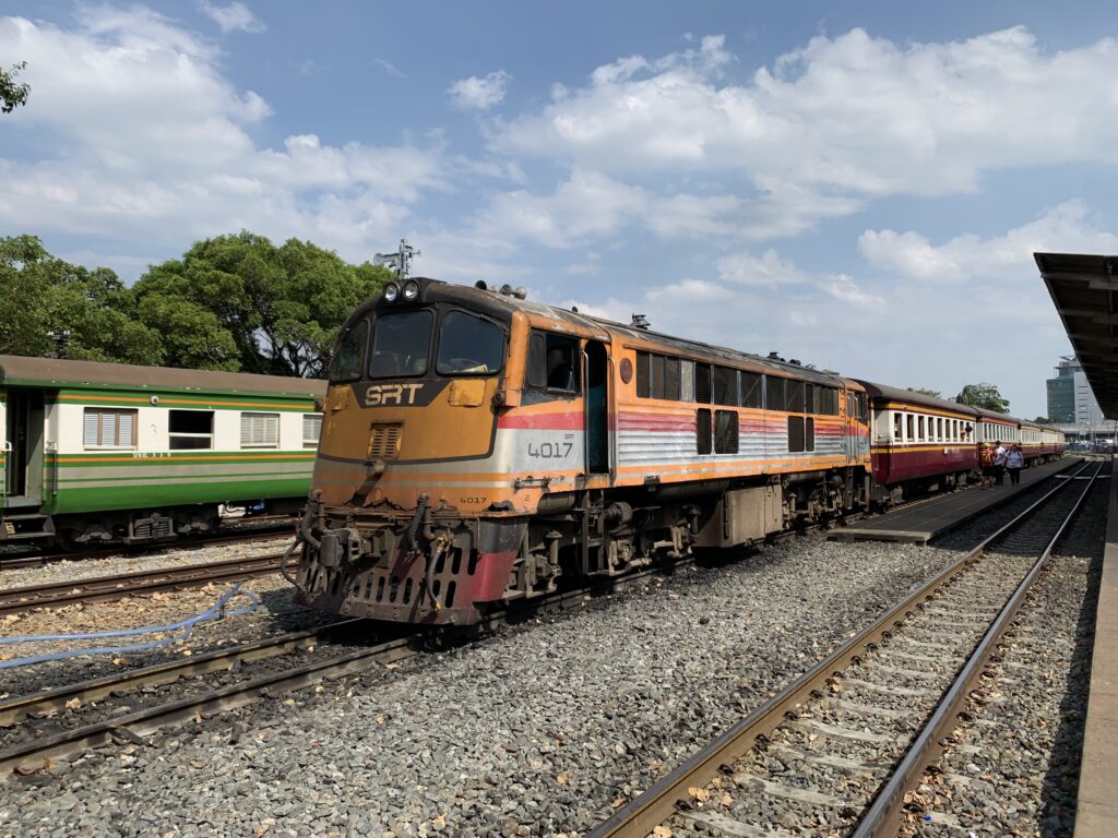 カンチャナブリ鉄道行き方