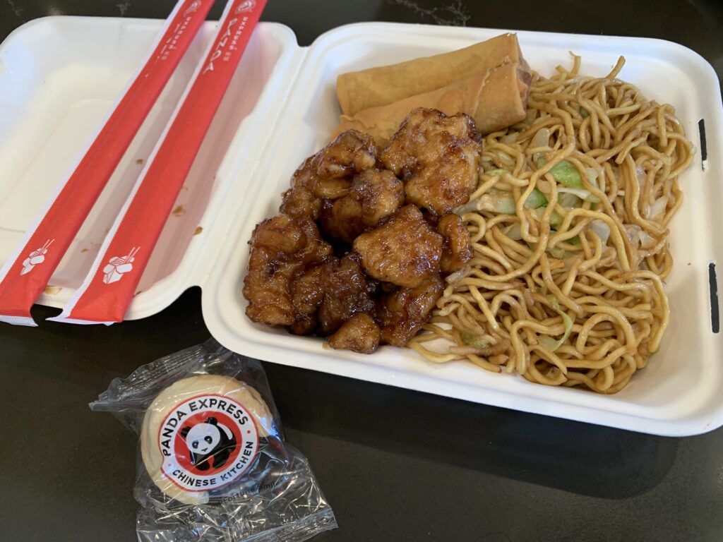 ハワイ ご飯　パンダエクスプレス
