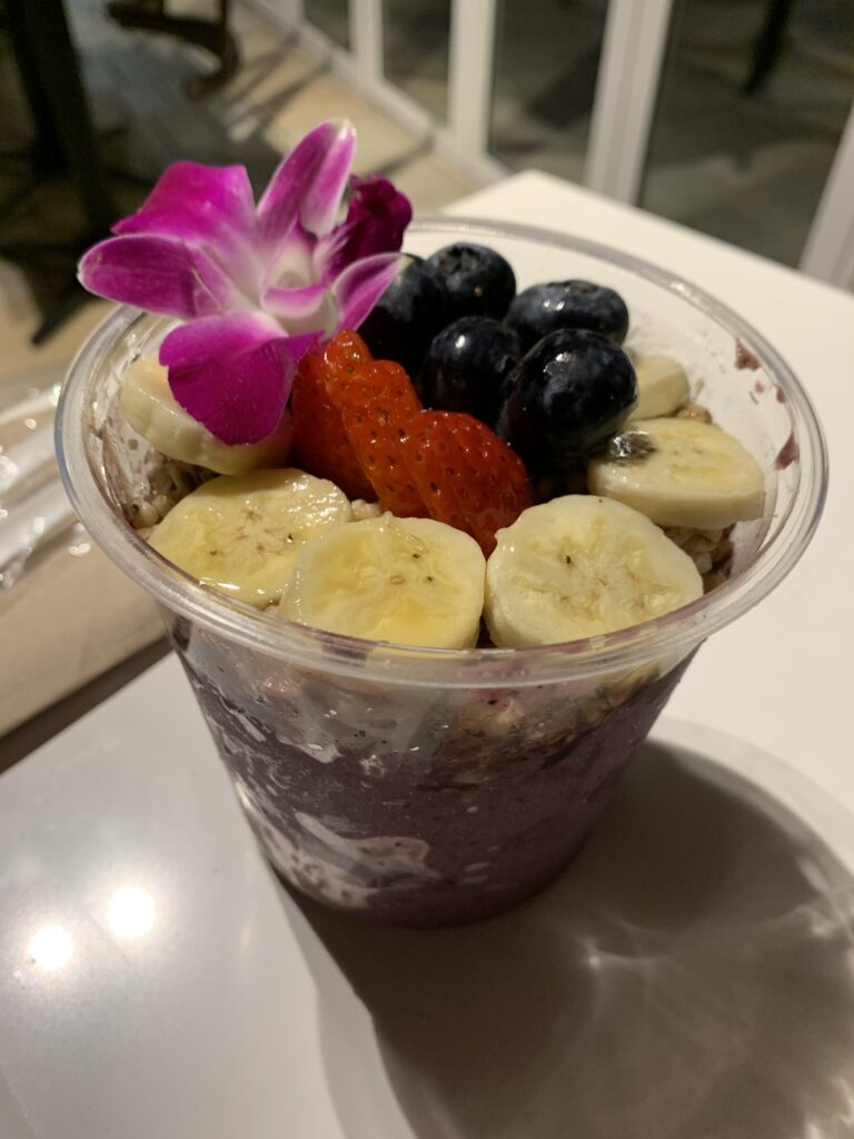 ハワイ ご飯　アイランドヴィンテージコーヒー